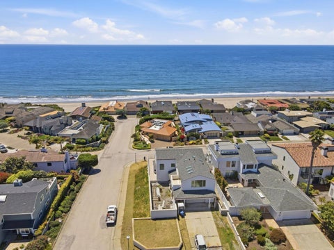 Photo of 995 Via Tornasol, APTOS, CA 95003 (MLS # ML82046609)