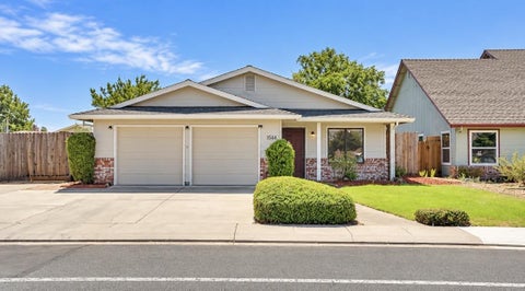 Photo of 1584 Northgate Drive, MANTECA, CA 95336 (MLS # ML82065571)