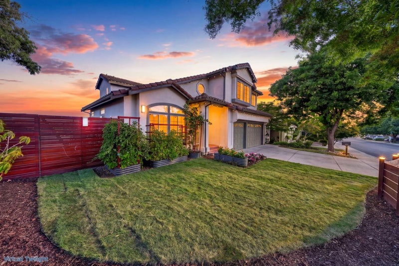 2729 Mira Bella Circle