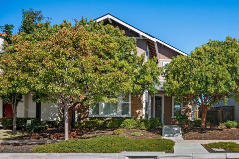 Photo of 18599 McClellan Circle, EAST GARRISON, CA 93933 (MLS # ML82027052)