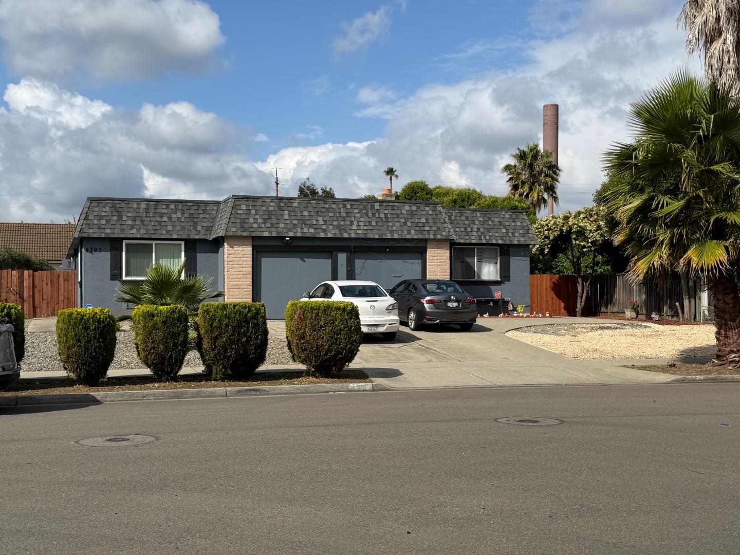 4395, 4397 Wessex Drive