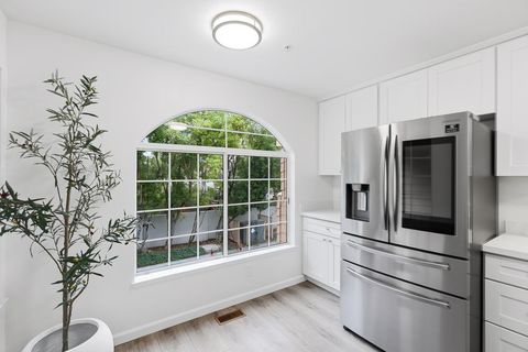 Tiny photo for 444 San Antonio Road #12B, PALO ALTO, CA 94306 (MLS # ML82030681)