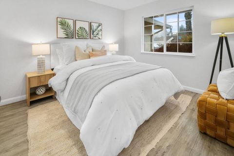 Tiny photo for 184 Sun Blossom Drive, SAN JOSE, CA 95123 (MLS # ML82026351)