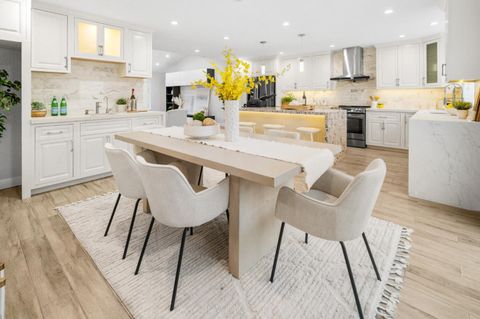 Tiny photo for 184 Sun Blossom Drive, SAN JOSE, CA 95123 (MLS # ML82026351)