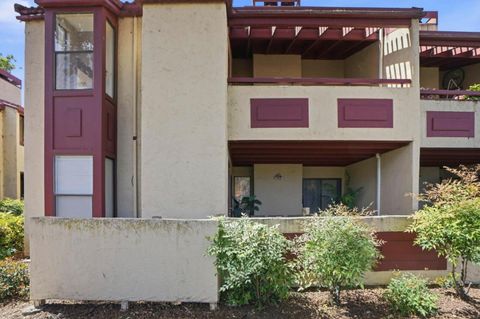 Tiny photo for 1391 Monument Boulevard #10, CONCORD, CA 94520 (MLS # ML82043987)