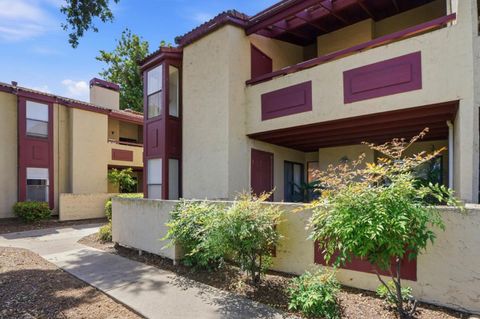 Tiny photo for 1391 Monument Boulevard #10, CONCORD, CA 94520 (MLS # ML82043987)