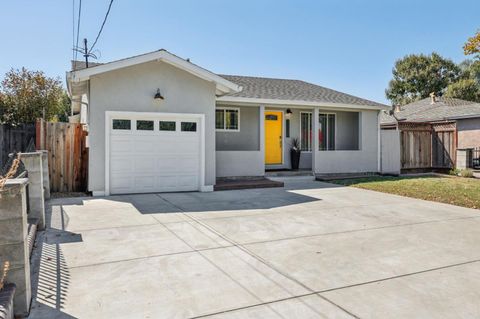 Tiny photo for 1120 Alberni Street, East Palo Alto, CA 94303 (MLS # ML82031583)