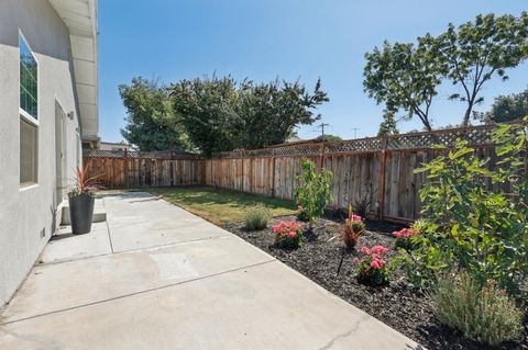 Tiny photo for 1120 Alberni Street, East Palo Alto, CA 94303 (MLS # ML82031583)