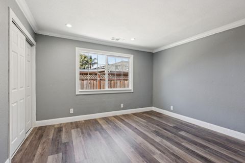 Tiny photo for 1120 Alberni Street, East Palo Alto, CA 94303 (MLS # ML82031583)