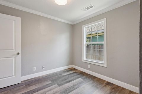 Tiny photo for 1120 Alberni Street, East Palo Alto, CA 94303 (MLS # ML82031583)