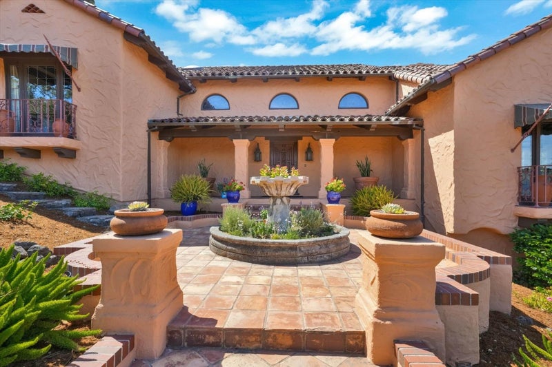 15295 Kennedy Road