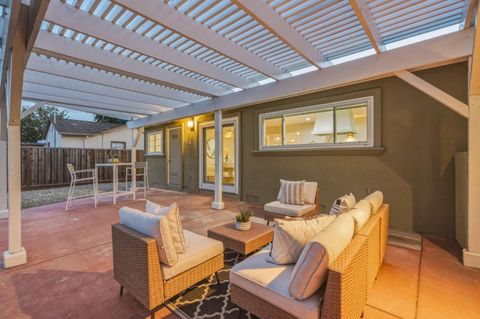 Tiny photo for 972 Emerald Way, San Jose, CA 95117 (MLS # ML82039581)