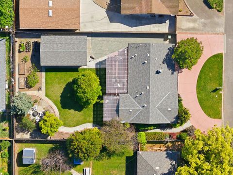 Tiny photo for 972 Emerald Way, San Jose, CA 95117 (MLS # ML82039581)