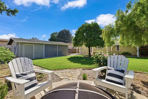 Tiny photo for 972 Emerald Way, San Jose, CA 95117 (MLS # ML82039581)