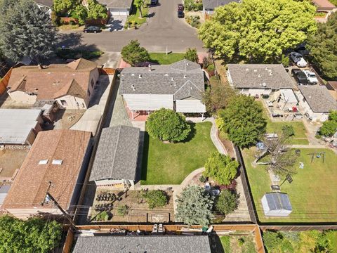 Tiny photo for 972 Emerald Way, San Jose, CA 95117 (MLS # ML82039581)