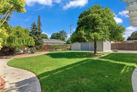 Tiny photo for 972 Emerald Way, San Jose, CA 95117 (MLS # ML82039581)