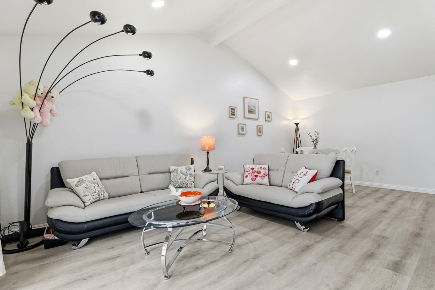 4013 Ralston Common