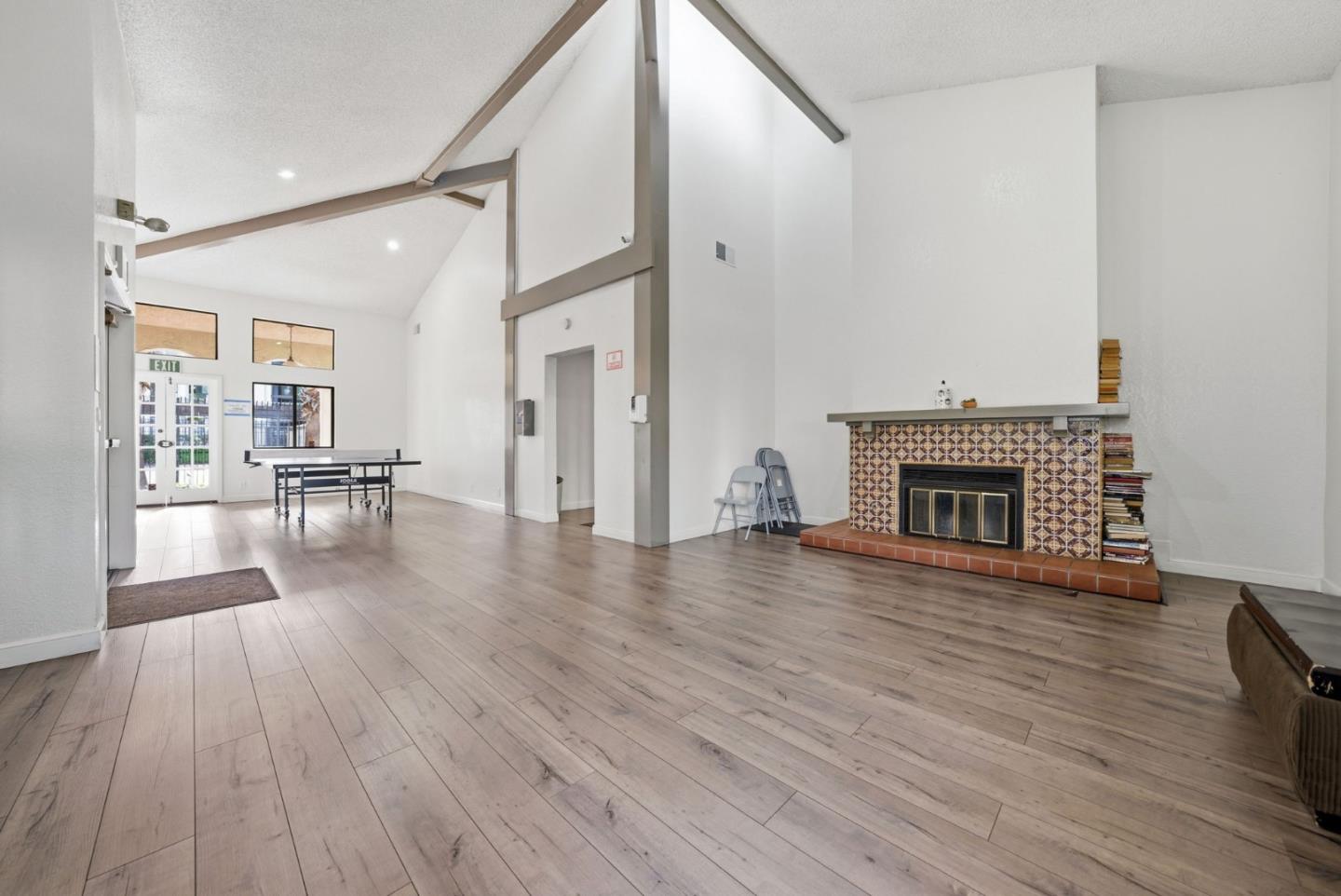 39931 Cedar Boulevard 305