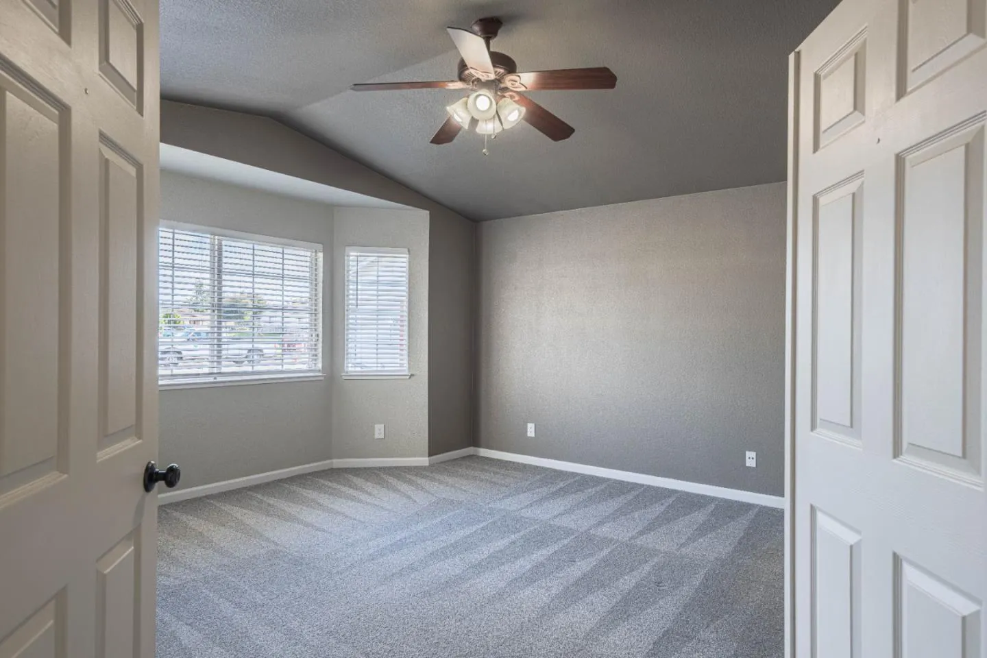 Salinas, California 93907, United States, 3 Bedrooms Bedrooms, ,2 BathroomsBathrooms,Residential,Active,99325