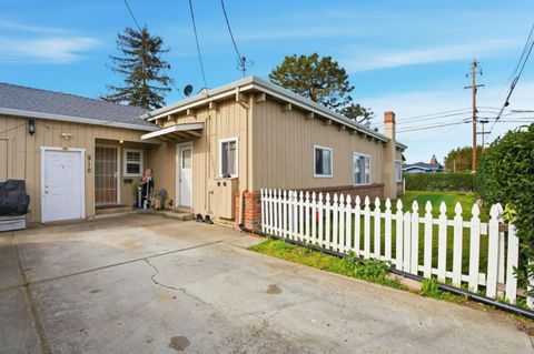 Tiny photo for 344 Buckeye Street, REDWOOD CITY, CA 94063 (MLS # ML82034245)