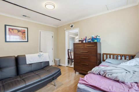 Tiny photo for 344 Buckeye Street, REDWOOD CITY, CA 94063 (MLS # ML82034245)