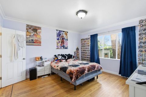 Tiny photo for 344 Buckeye Street, REDWOOD CITY, CA 94063 (MLS # ML82034245)