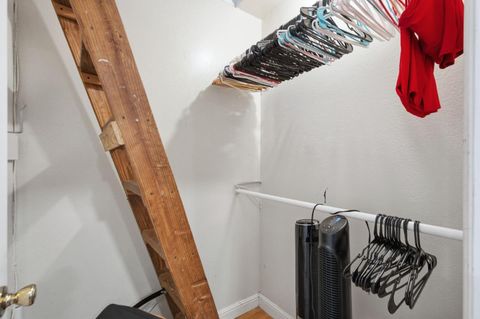 Tiny photo for 344 Buckeye Street, REDWOOD CITY, CA 94063 (MLS # ML82034245)