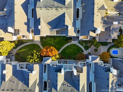 Tiny photo for 1400 El Camino Real Real #125, SOUTH SAN FRANCISCO, CA 94080 (MLS # ML82026849)