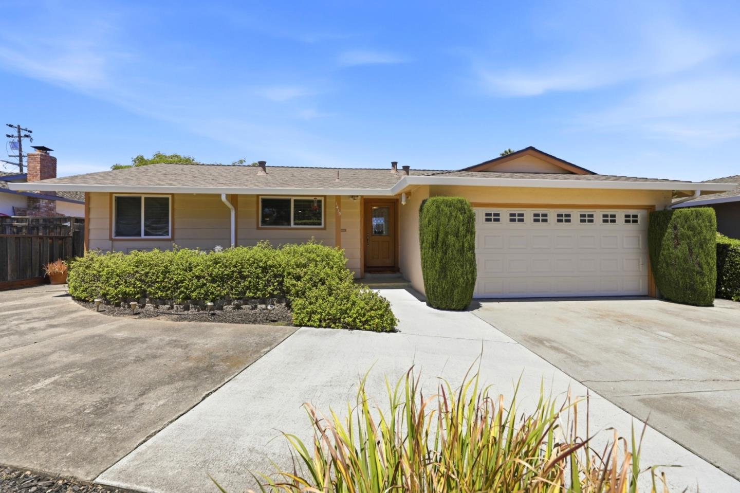 1415 Santa Fe Drive