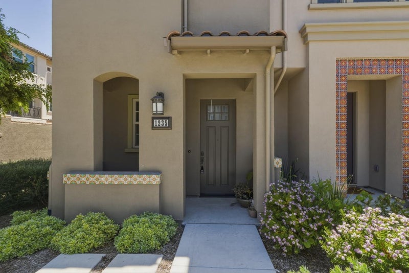 1235 Verano Road