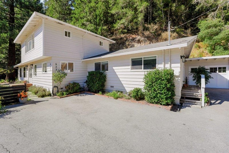 423 Nelson Road