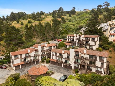 Tiny photo for 504 Monterey Road #14 - L, PACIFICA, CA 94044 (MLS # ML82040956)