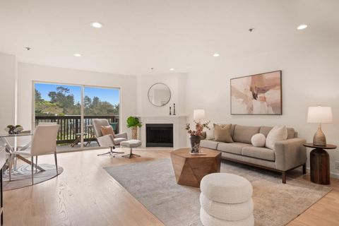 Tiny photo for 504 Monterey Road #14 - L, PACIFICA, CA 94044 (MLS # ML82040956)