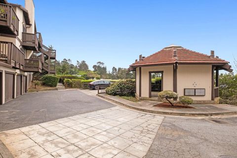 Tiny photo for 504 Monterey Road #14 - L, PACIFICA, CA 94044 (MLS # ML82040956)