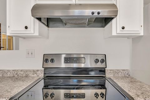 Tiny photo for 1351 Chukar Street, LOS BANOS, CA 93635 (MLS # ML82041821)