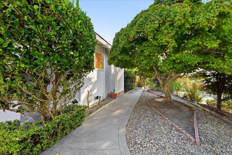 2603 All View Way