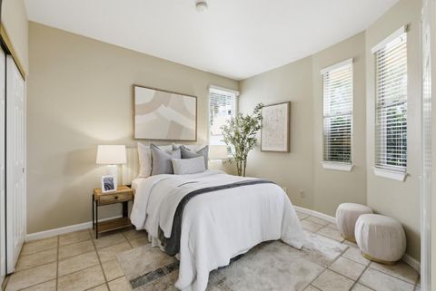 Tiny photo for 852 Lakeshore Drive, REDWOOD CITY, CA 94065 (MLS # ML82032255)