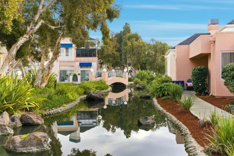 Tiny photo for 852 Lakeshore Drive, REDWOOD CITY, CA 94065 (MLS # ML82032255)