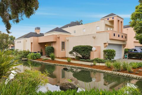 Tiny photo for 852 Lakeshore Drive, REDWOOD CITY, CA 94065 (MLS # ML82032255)