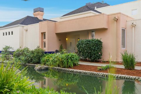 Tiny photo for 852 Lakeshore Drive, REDWOOD CITY, CA 94065 (MLS # ML82032255)