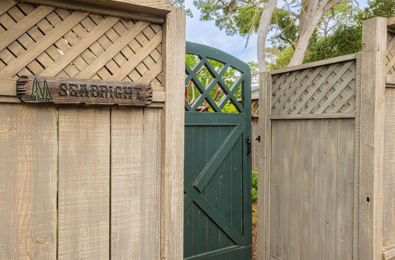 SW Corner San Carlos & 10th