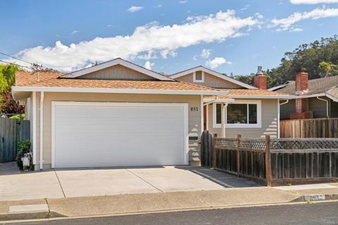 Photo of 851 Standish Road, PACIFICA, CA 94044 (MLS # ML82041970)