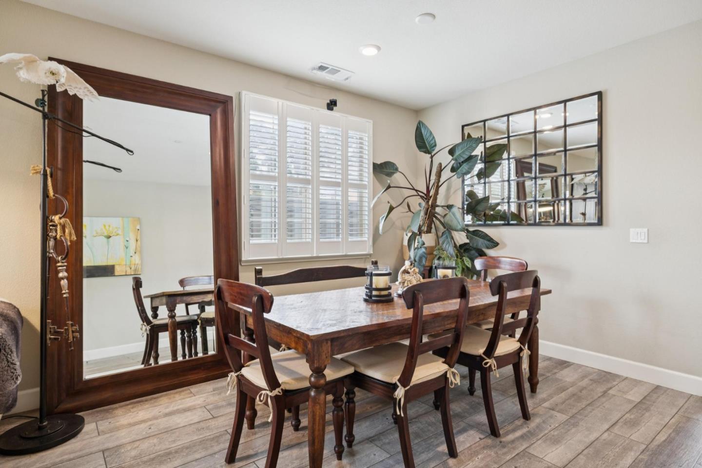 100 Crestview Circle