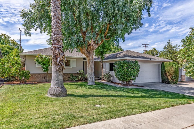 207 Sunset Avenue
