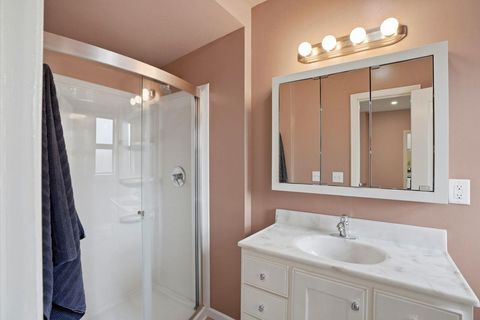 Tiny photo for 333 Hawthorne Street, Salinas, CA 93901 (MLS # ML82033223)