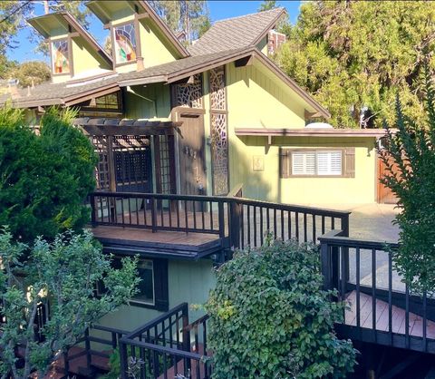 Photo of 507 La Honda Drive, APTOS, CA 95003 (MLS # ML82027727)