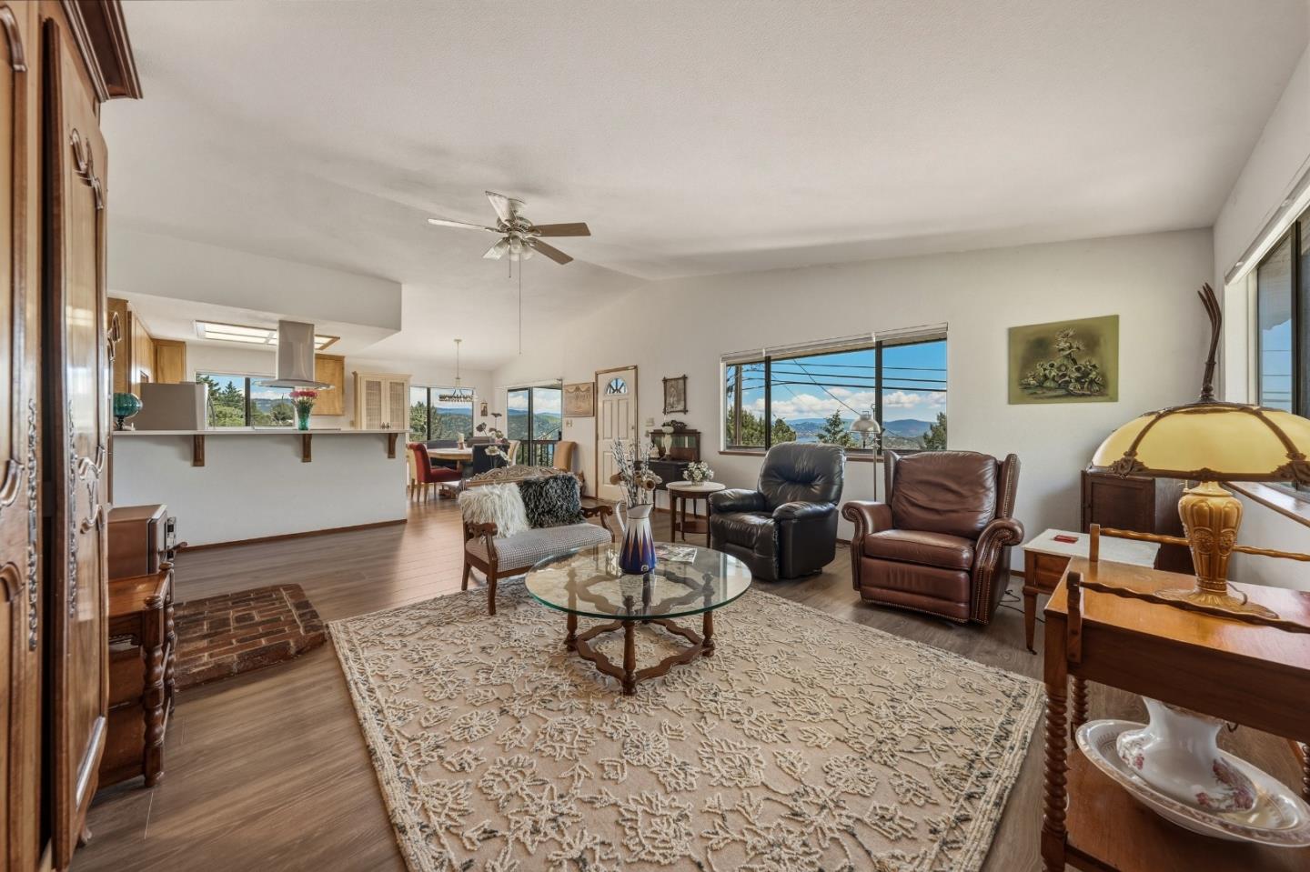 3401 Riviera West Drive