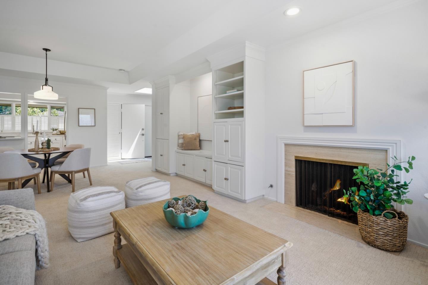 58 Del Mesa Carmel