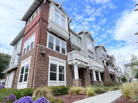 Photo of 808 Julian Terrace #5, SUNNYVALE, CA 94085 (MLS # ML82041428)