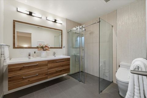 Tiny photo for 917 Laguna Circle, FOSTER CITY, CA 94404 (MLS # ML82025565)